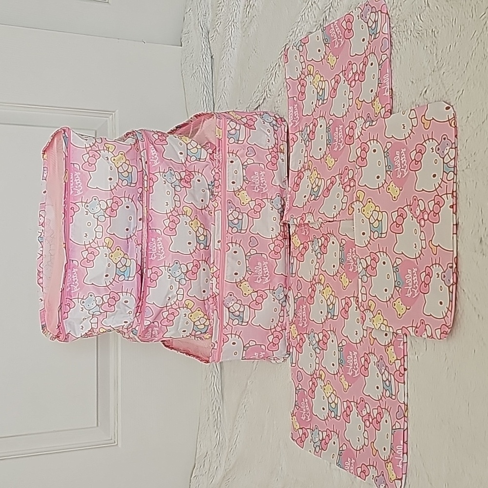 Hello Kitty 6 Piece Travel Organizer